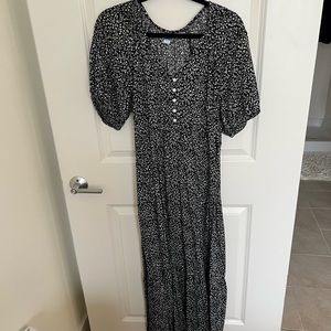 Old Navy Floral Maxi Dress